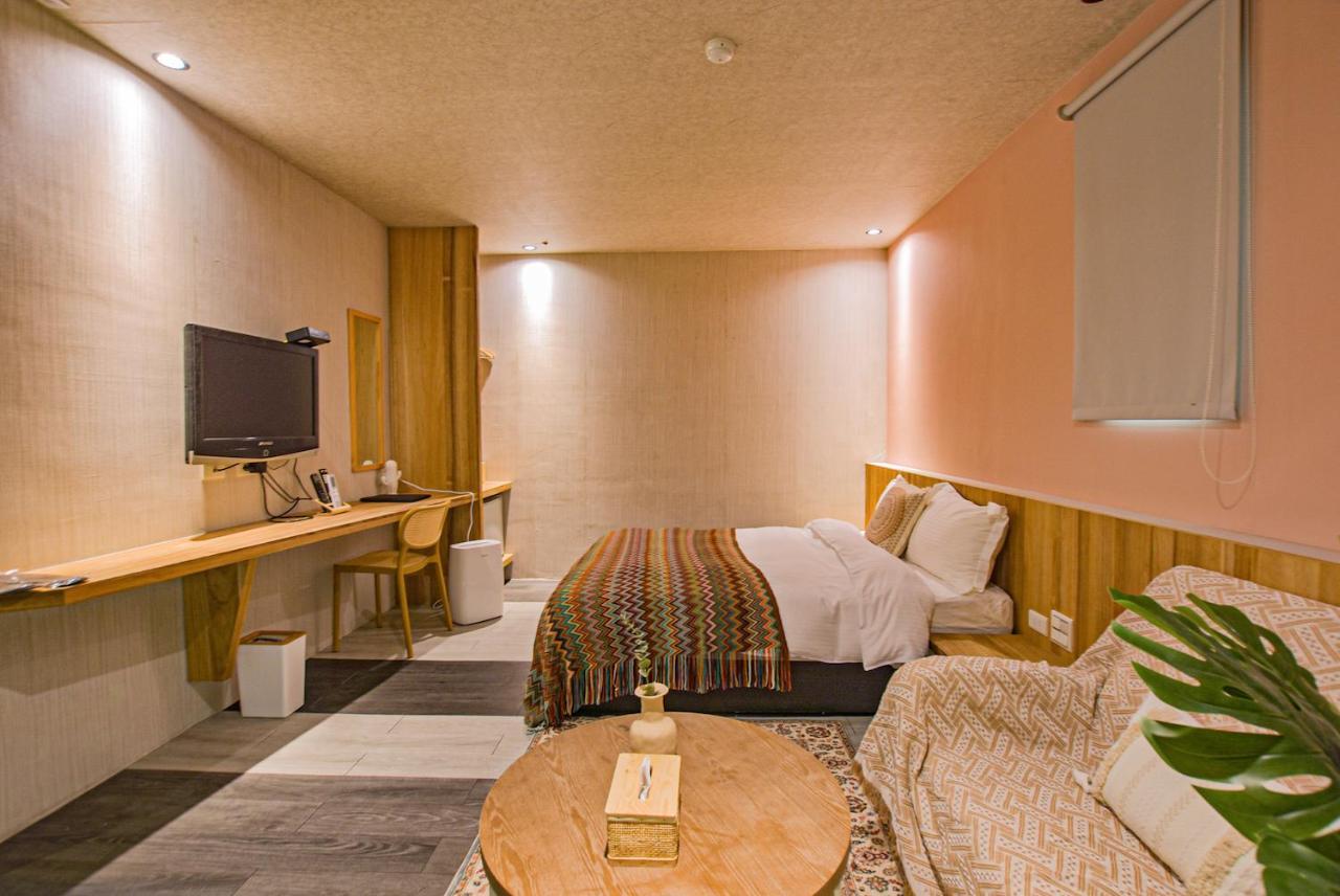 Ashare Hotel Yilan Exterior foto